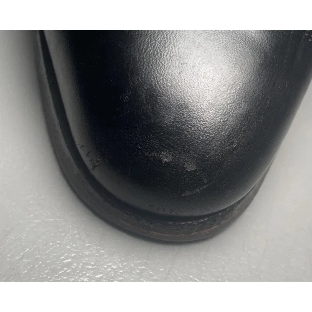 Allen Edmonds  